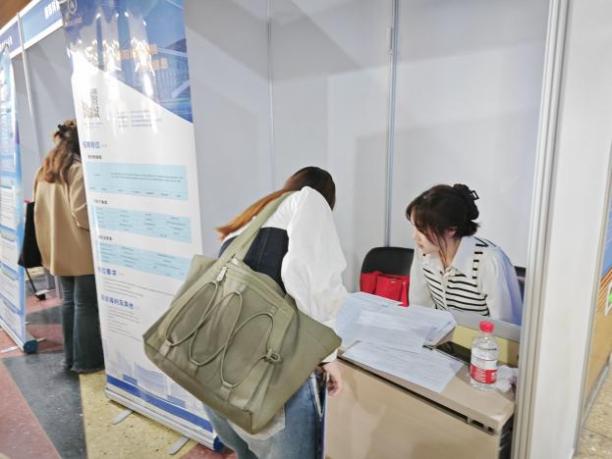 89d34d96e2c8f1aee9901917722d4018