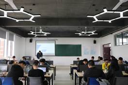 说明: E:/鼎利公司实验室/210：智能路由应用开发实训室/IMG_4386.JPGIMG_4386